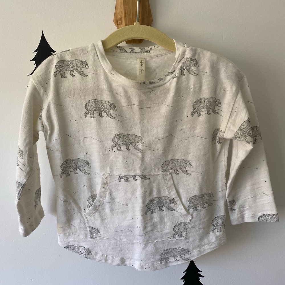 Rylee + Cru Cream Bear Print Long Sleeve Pouch Tee
